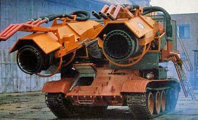 Illustration for article titled Historia del Big Wind, el increíble tanque ruso que se convirtió en un épico coche de bomberos
